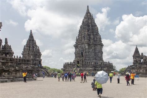 Yogyakarta Indonesia Augusta 28 Turisti Che Visitano Prambanan