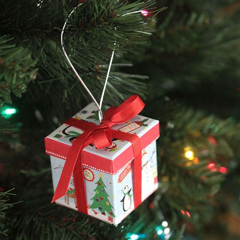 easy DIY gift box Christmas ornaments {from the dollar store}  It's