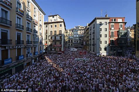 Hundreds Protest In Pamplona After Brit Is Sexually Assaulted During San Fermin Daily Mail Online