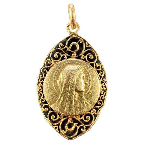 Italian Madonna Virgin Mary Yellow Gold Religious Medallion Pendant