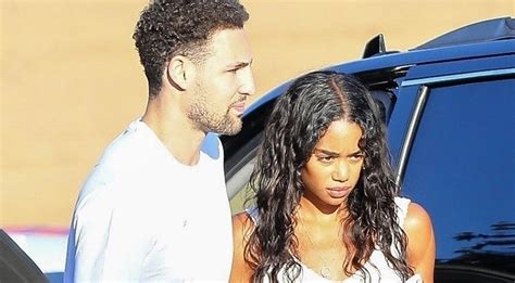 actress laura harrier and nba s klay thompson are back together despite split rumors klay