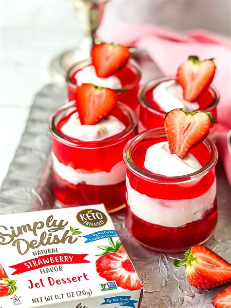 keto strawberry jel cups no dyes or artificial sweeteners here