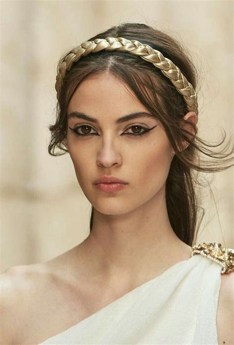 Pin By Issie On Mount Olympus Goddess Goddess Makeup Greek Beauty