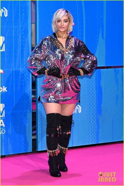 Bebe Rexha Gets Glam For Mtv Emas 2018 Red Carpet Photo 4175256
