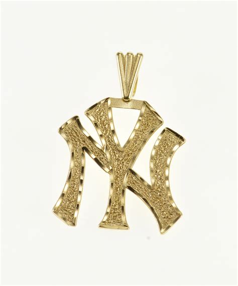 Maybe you would like to learn more about one of these? 14K New York NY Yankees Baseball Yellow Gold Charm/Pendant | Property Room