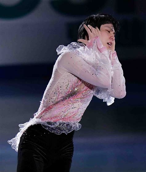 Figure Skater Yuzuru Hanyu Sets The Path For His Third Olympic Gold Japan Forward