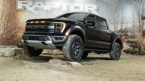 2022 Ford F 150 Raptor Debuts Horsepower Exhaust