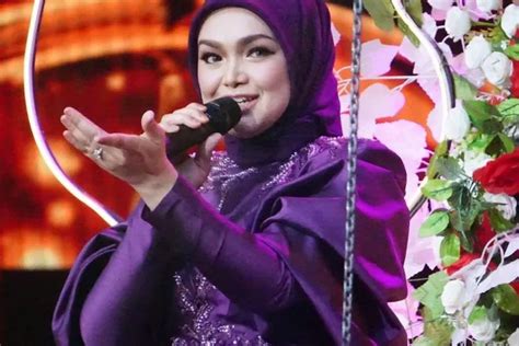 Wow Penampilan Siti Nurhaliza Di Konser Kemenangan Dangdut Academy 5