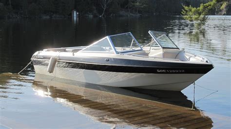Mercrusier 30l Lx Alpha One Speed Boat 18 Feet 140hp 1990 For Sale For
