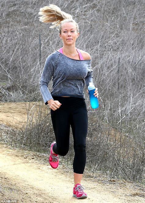 Kendra Wilkinson Shows Off Slim Figure After Starving On Im A