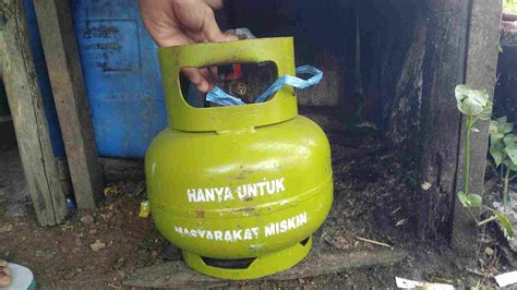 14.2 kg lpg cylinder ; Harga Gas LPG 3 Kg Di Banjarbaru Terbang Hingga Rp 50 Ribu ...