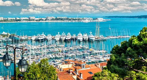 Cannes empfängt jährlich rund drei millionen besucher. Cannes: dé stad van luxe en rijkdom - dé VakantieDiscounter