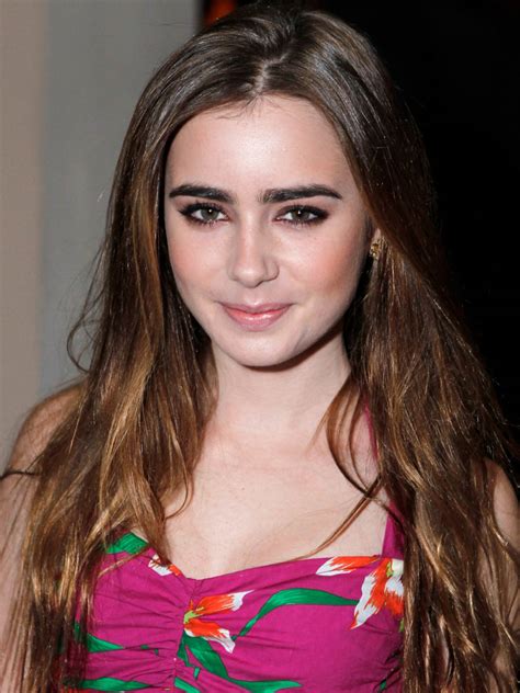 Lily Collins Beautiful Wallpapers ~ Cutewallpapers