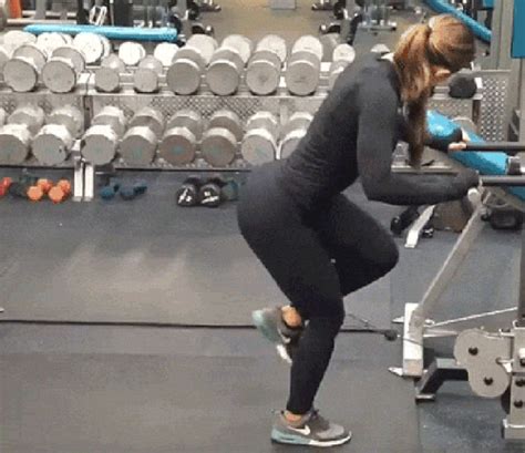 The Ultimate Butt Lift Workout For People With Zero