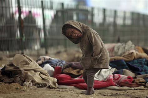 Cold And Homeless In India Photo 19 Pictures Cbs News