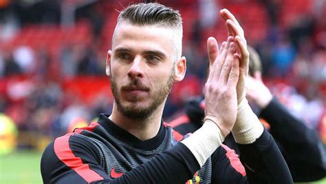 Lang werd ajax gelinkt aan cillessen, maar andré onana is nog altijd niet vertrokken uit amsterdam. Will AFC Ajax Keeper Jasper Cillessen Be The New Number ...