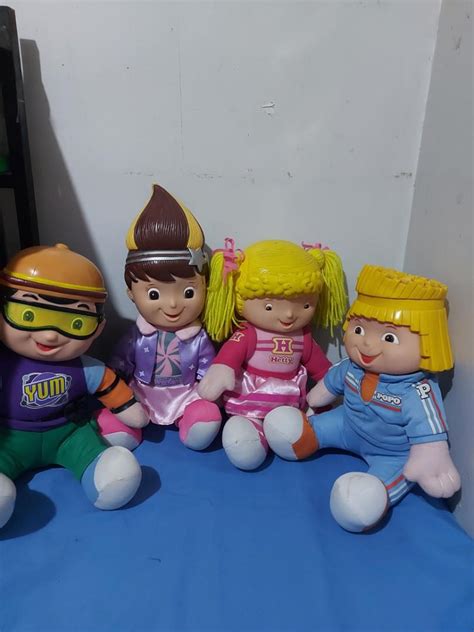 Lot Of 4 Jollibee Mascots Hobbies And Toys Toys And Games On Carousell