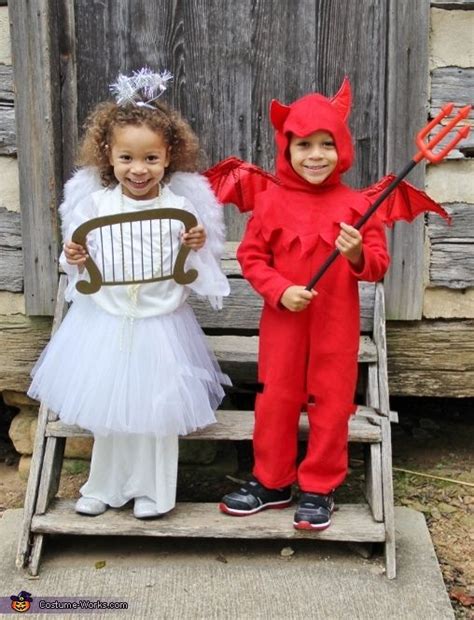 Two Devilish Angels Halloween Costume Contest At Costume