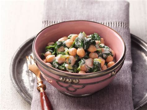 Kichererbsen Spinat Salat Mit Tahin Dressing Rezept EAT SMARTER