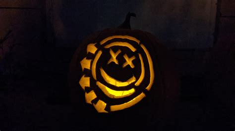 How far back does your love for blink go? Happy Halloween 🎃 : r/Blink182
