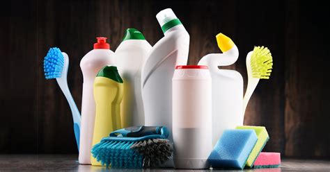 6 Common Household Cleaning Products You Should Never Mix Dishes