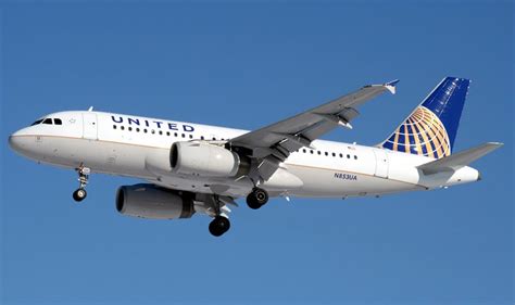 Photo United Airlines New Livery On An Airbus A319 Airlinereporter