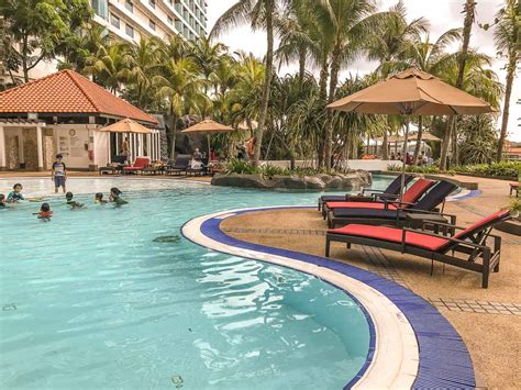 Hilton Kuala Lumpur Grand Suite Review Pool Roaming Alpaca