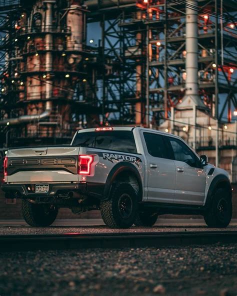 2022 Ford F 150 Raptor Review Is Bigger Really Better Artofit