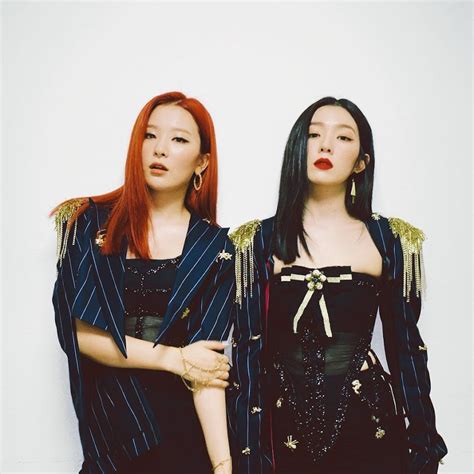 Red Velvet Les Costumiers Direne Et Seulgi Parlent De Leurs Tenues Monster Bts Kpop