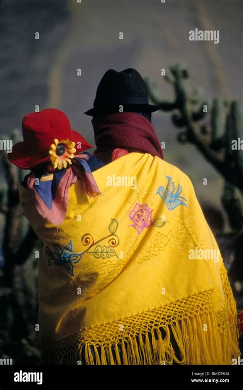 Traditional Clothes Of Ecuadorian Woman Stock Photo Alamy