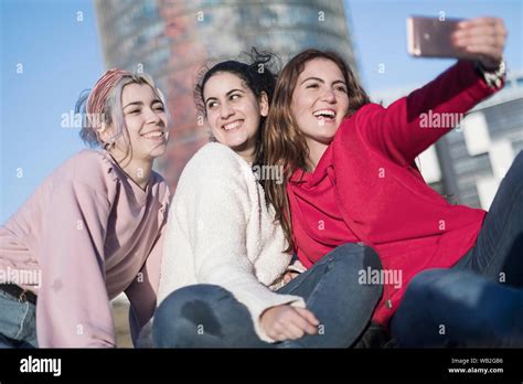 Lifestyle Sunny Image Of Best Friend Girls Taking Selfie On Camera Crazy Emotions Happy