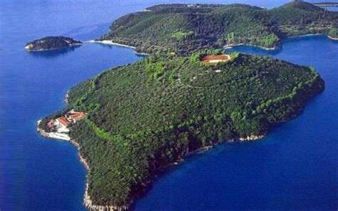 Skorpios Island From Aristotle Onassis To Ekaterina Rybolovleva