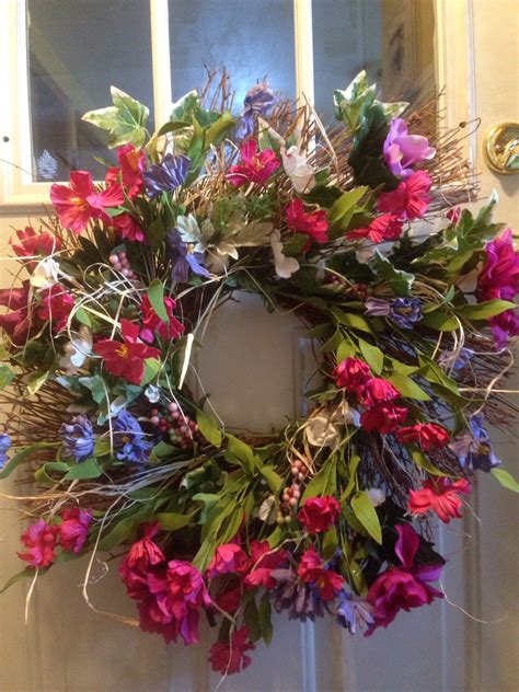 Wreaths by Cherie on Facebook please come see my page | Christmas wreaths, Wreaths, Wreaths for sale