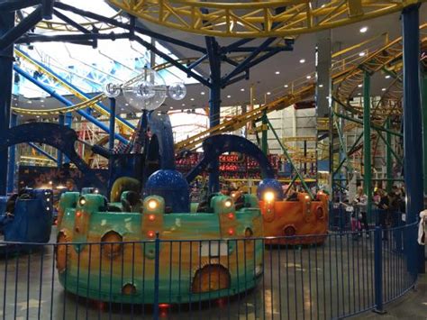 Galaxyland Amusement Park Picture Of West Edmonton Mall Tripadvisor