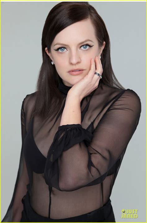 Mad Mens Elisabeth Moss Shows Off Black Bra In Sexy Top In Bello