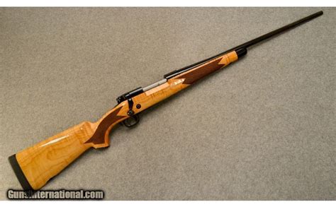Winchester ~ Model 70 Super Grade ~ 270 Win ~ Maple Stock