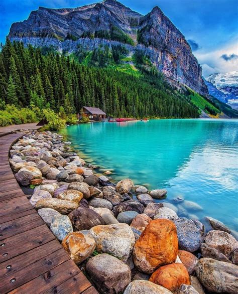 Lake Louise Alberta Canada 💖💖💖 Picture By Cbezerraphotos