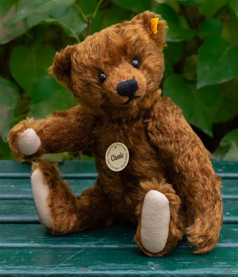 Classic Teddy Bear 1905 Replica - Steiff - Yrs 2003-2009 - EAN 004803