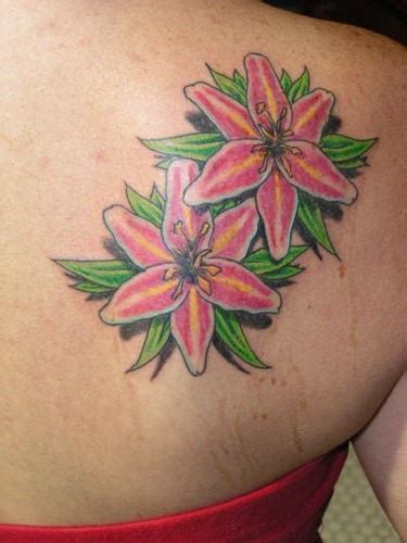 Amazing Pink Lily Flowers Tattoos On Right Back Shoulder