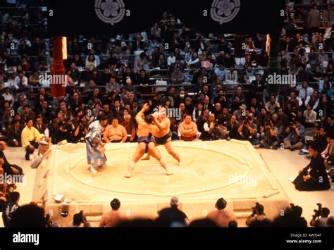Sumo Wrestlers Grand Sumo Tournament Osaka Japan Stock Photo Alamy