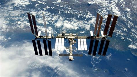 Iss Wallpapers Top Free Iss Backgrounds Wallpaperaccess