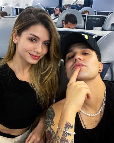 Luan Santana E Izabela Cunha Ficam Noivos Quem Quem News