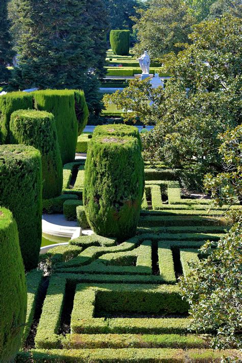 Sabatini Gardens At Royal Palace In Madrid Spain Encircle Photos