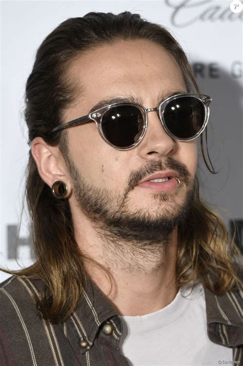 He has an identical twin, bill kaulitz, who is the lead singer of tokio hotel. Tom Kaulitz (Tokio Hotel) - Le groupe Tokio Hotel à la ...