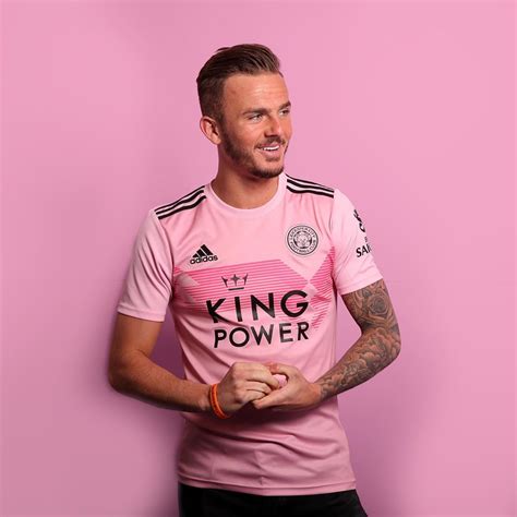 Ryan bertrand has joined leicester on a free after leaving southampton, while william saliba is set for another loan spell in ligue 1. Leicester City uitshirt en 3e shirt 2019-2020 ...
