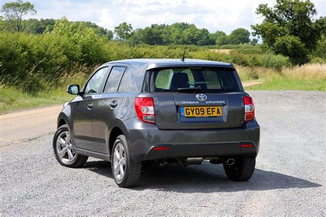 The toyota urban cruiser 2020 is based on maruti suzuki vitara brezza platform is all set to launch in september 2020. Toyota Urban Cruiser Estate (2009 - 2012) Photos | Parkers