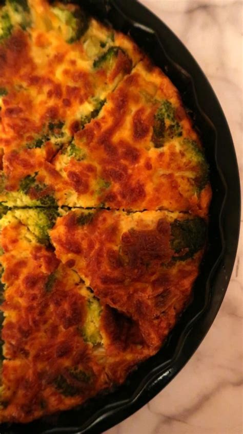 Crustless Broccoli Quiche Recipe Easy Low Carb Vegetarian Recipes