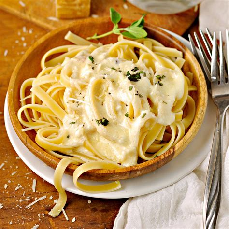 Foodista Recipes Cooking Tips And Food News Best Ever Fettuccine