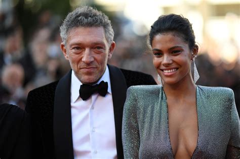 Show more posts from tinakunakey. Vincent Cassel + Tina Kunakey: Sie werden Eltern | GALA.de