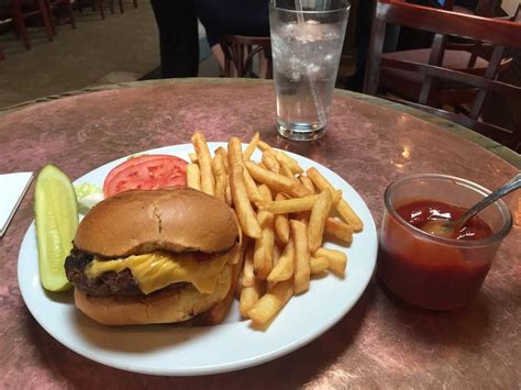 An online community for southampton fans living in the usa. Southampton Publick House - Restaurant | 62 Jobs Ln ...